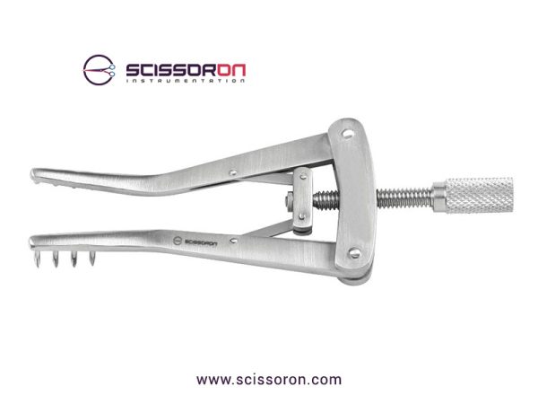 Alms Retractor_AA06-0321-07(02)